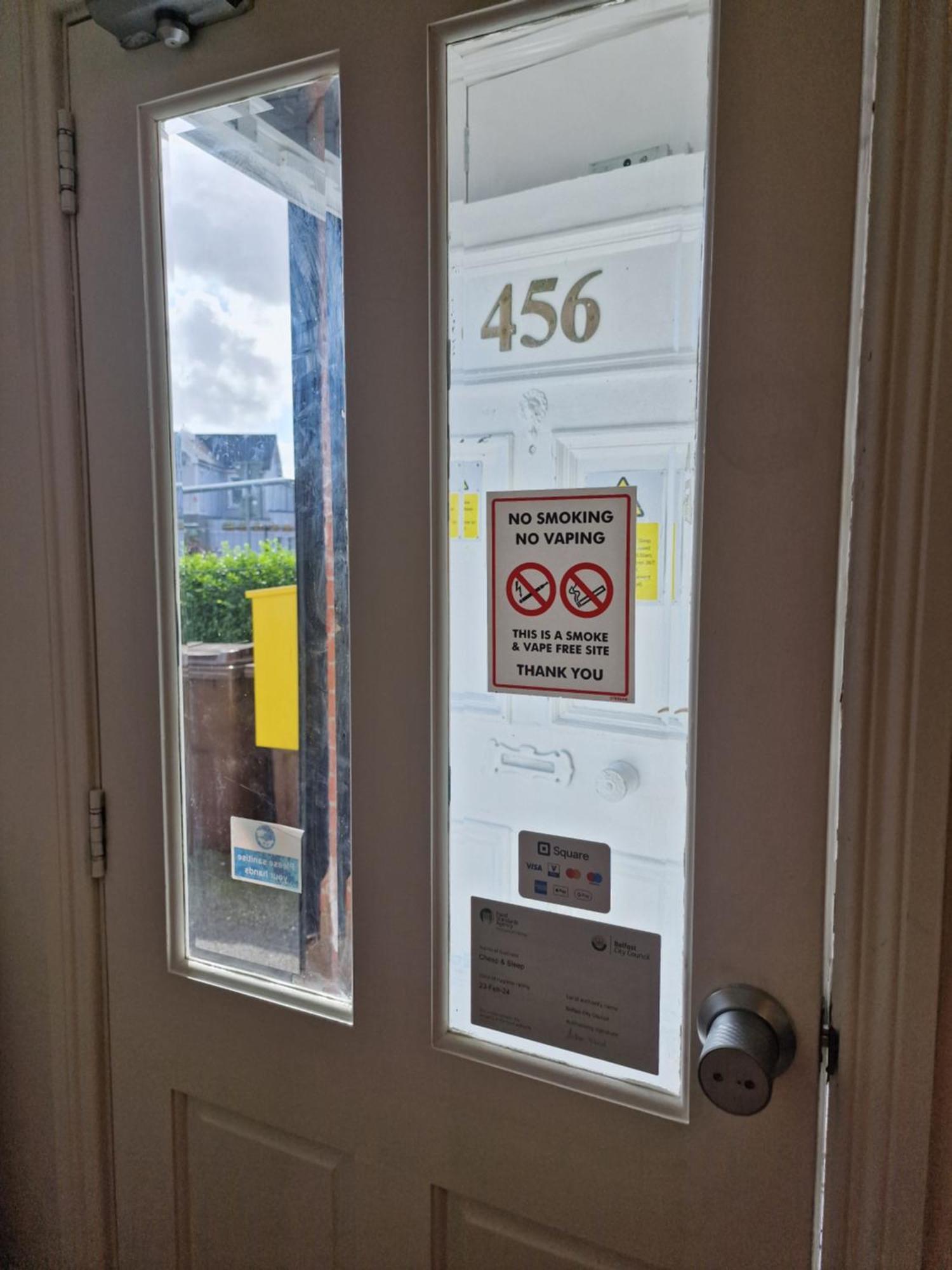 Aunty Katie'S House, Ni Tourist Board Certified & Located On The Main Oldpark Road To Belfast, With Free Continental Breakfast & Free Ultra Fast Sky Internet, Free Sky Sports & Free Sky Cinema, Self-Check In After 10Pm Gmt Pansiyon Dış mekan fotoğraf