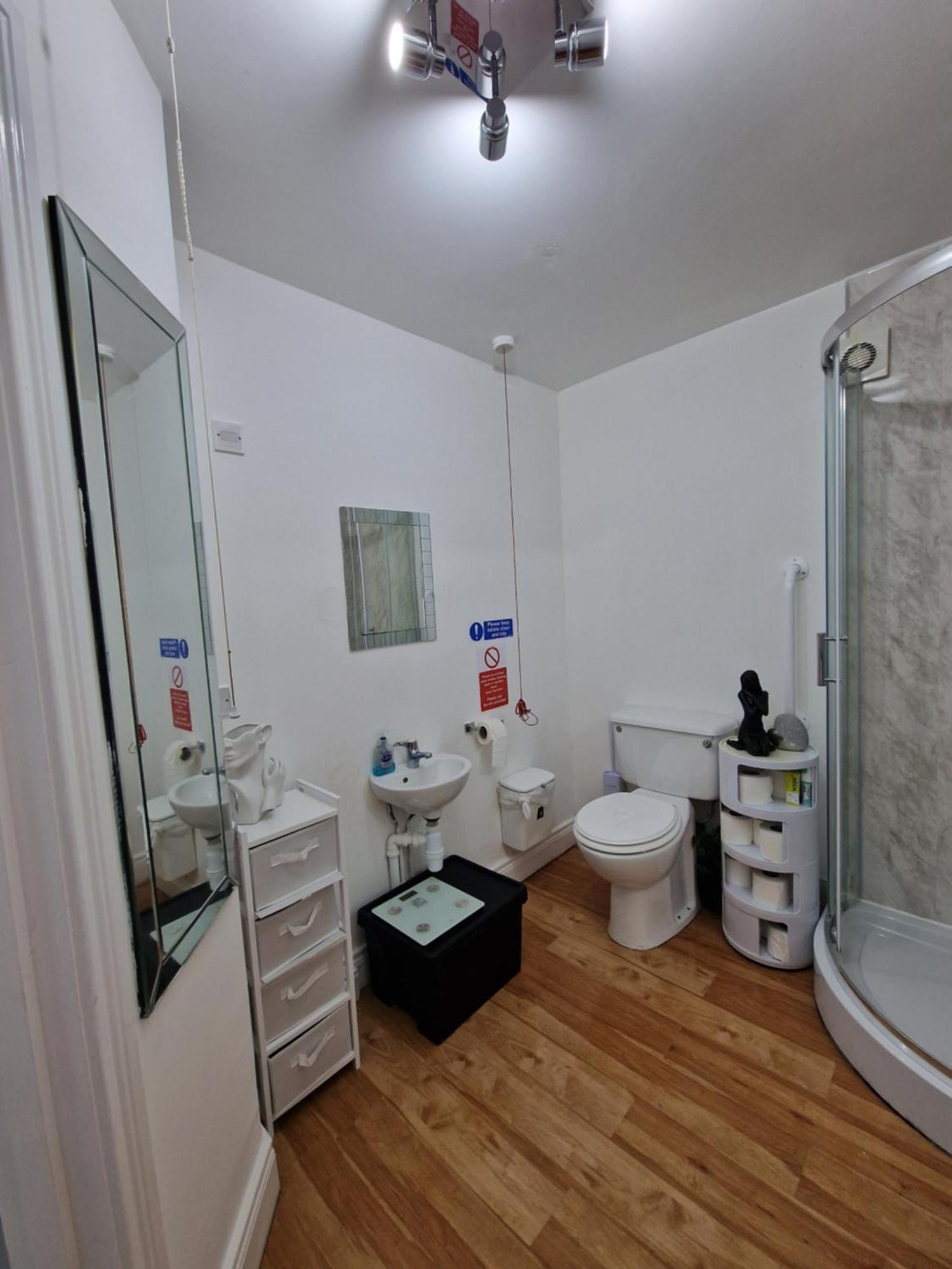 Aunty Katie'S House, Ni Tourist Board Certified & Located On The Main Oldpark Road To Belfast, With Free Continental Breakfast & Free Ultra Fast Sky Internet, Free Sky Sports & Free Sky Cinema, Self-Check In After 10Pm Gmt Pansiyon Dış mekan fotoğraf